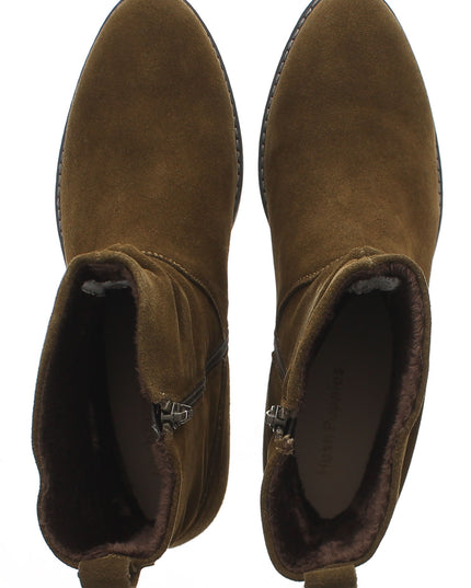 Iris Boot