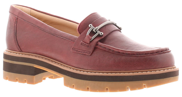 Clarksr Clarks(r) Orianna Bit Platform Loafer in Black Leather | Smart