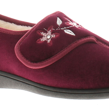 Collection image for: Women's Red Slippers